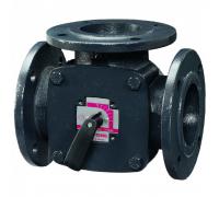 Клапан 3-х позиционный чугун 3F поворотный Ду 80 Kvs=150,0 Esbe 11101000 - надежный и эффективный клапан для регулирования потока в системах отопления и водоснабжения. Удобный в установке и использовании, он обеспечивает точное регулирование и оп